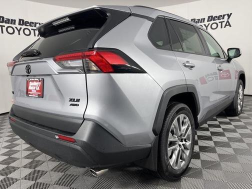 2025 Toyota RAV4 XLE Premium