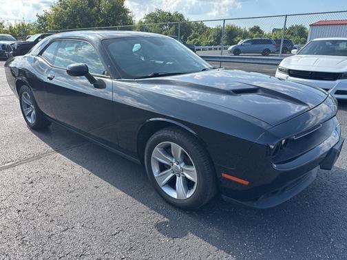 2016 Dodge Challenger SXT