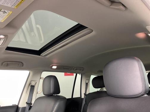 2023 Nissan Armada SL 4WD