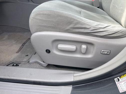 2010 Toyota Highlander SE