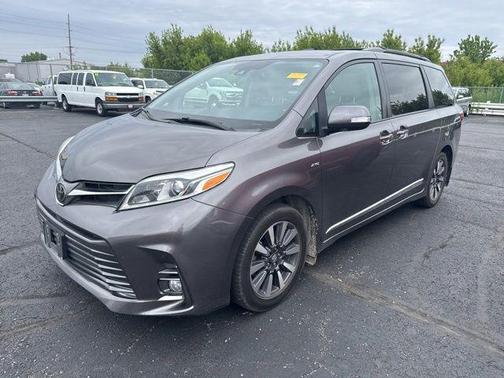 Predawn Gray Mica 2019 Toyota Sienna Limited
