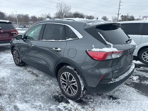 2022 Ford Escape SEL