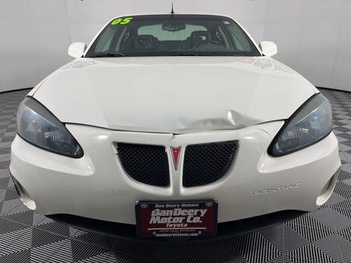 Galaxy Silver Metallic 2005 Pontiac Grand Prix GT