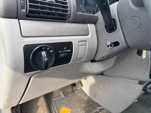 2004 Ford Freestar SE