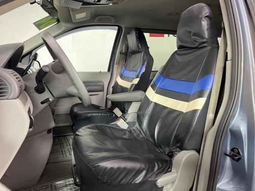 2004 Ford Freestar SE