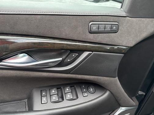 2018 Cadillac Escalade ESV Platinum