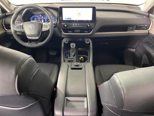 2025 Toyota Grand Highlander Platinum