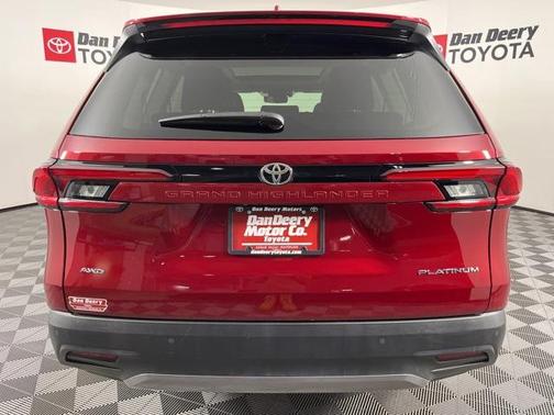 2025 Toyota Grand Highlander Platinum