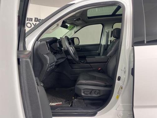 2022 Toyota Tundra Hybrid TRD Pro