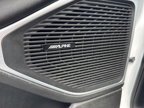 Bright White Clearcoat 2024 Jeep Wagoneer L Series III 4x4