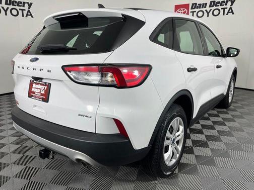 Oxford White 2022 Ford Escape S