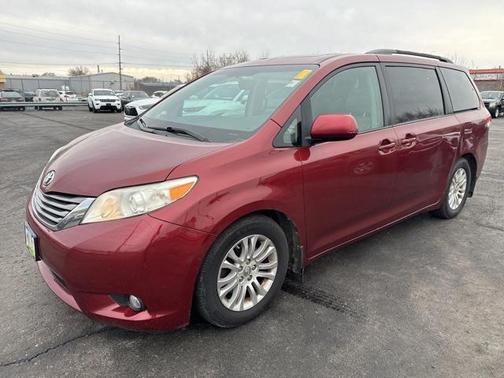 2011 Toyota Sienna XLE