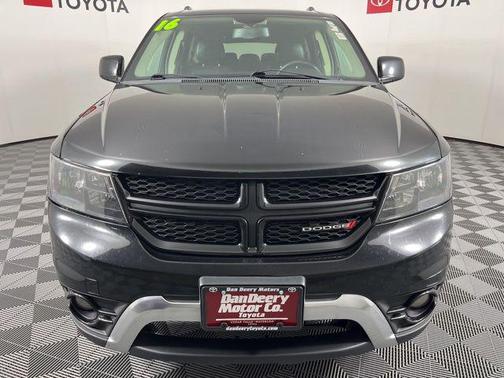 Pitch Black Clearcoat 2016 Dodge Journey Crossroad