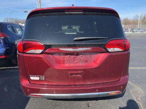 2020 Chrysler Pacifica Touring-L Plus