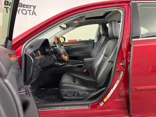 2013 Lexus ES 300h Base