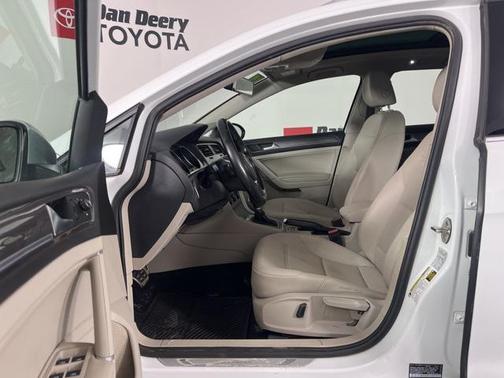 2017 Volkswagen Golf Alltrack TSI SE