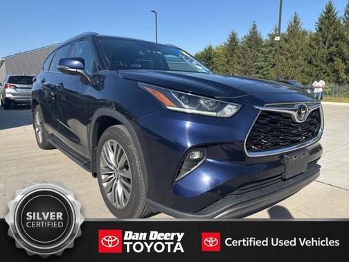 2022 Toyota Highlander Platinum