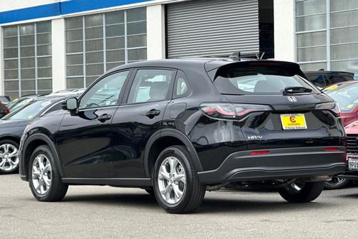 Crystal Black Pearl 2024 Honda HR-V LX