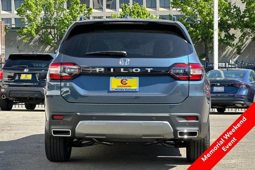 Smoke 2026 Honda Pilot EX-L