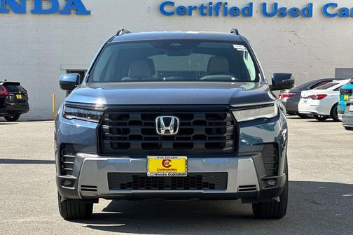 Smoke 2026 Honda Pilot EX-L