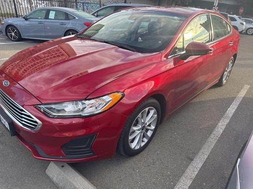 2020 Ford Fusion Hybrid SE