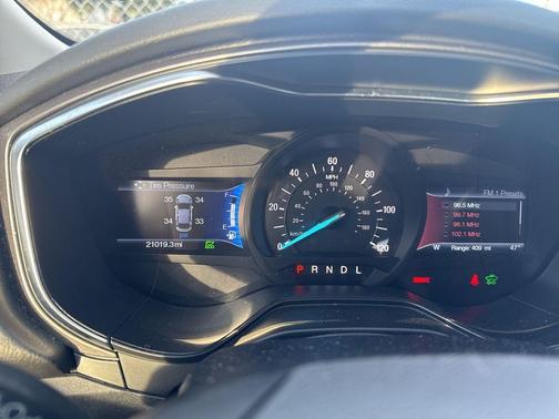 2020 Ford Fusion Hybrid SE