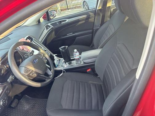 2020 Ford Fusion Hybrid SE