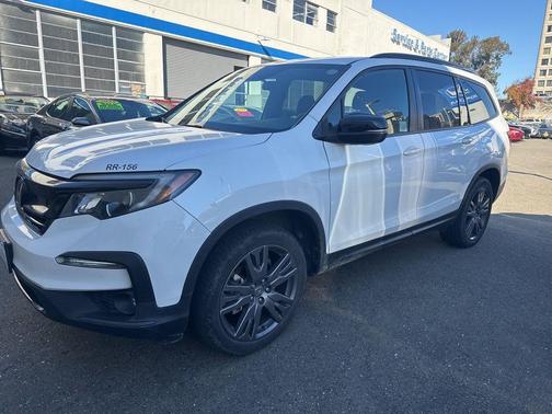 2022 Honda Pilot AWD Sport