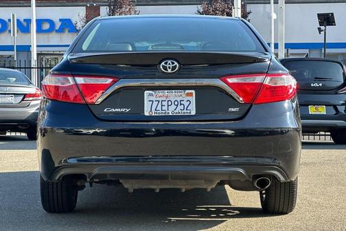 2017 Toyota Camry SE