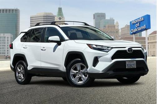 2023 Toyota RAV4 XLE