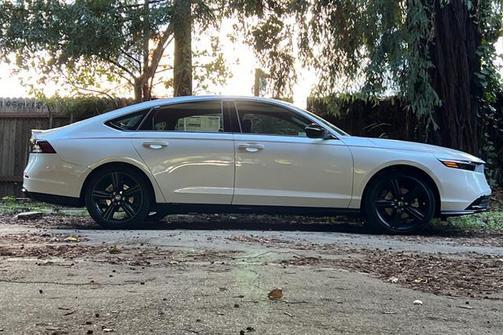 2025 Honda Accord Hybrid Base