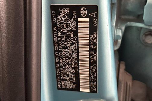 2013 Toyota Prius c Two