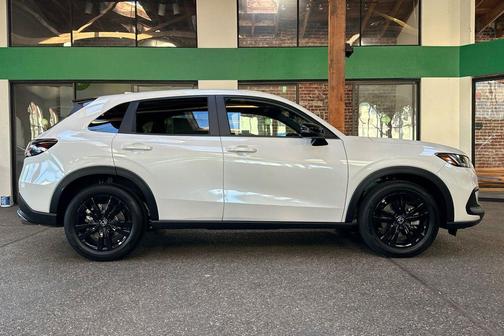 2026 Honda HR-V AWD Sport