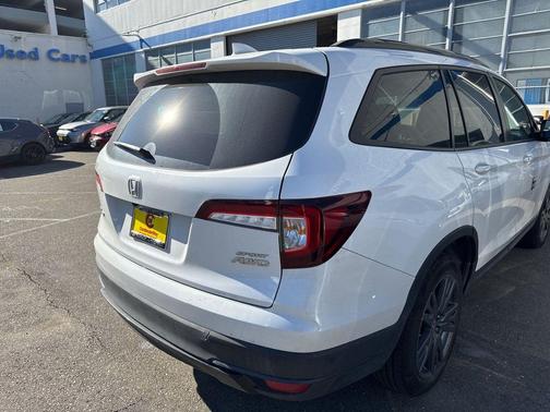 2022 Honda Pilot AWD Sport