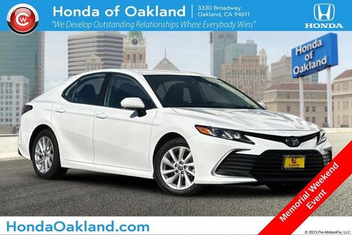 Ice Cap 2024 Toyota Camry LE