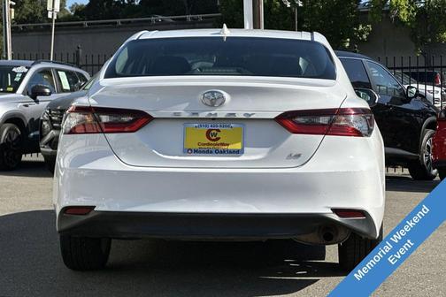 Ice Cap 2024 Toyota Camry LE