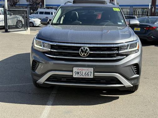 2022 Volkswagen Atlas 3.6L SE w/Technology