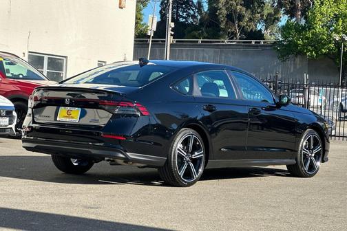 Crystal Black Pearl 2026 Honda Accord Hybrid Sport
