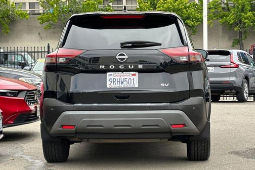 Super Black 2023 Nissan Rogue SV
