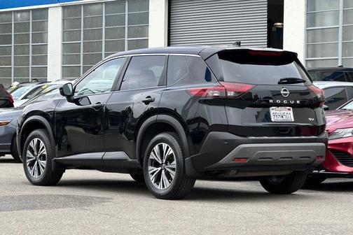 Super Black 2023 Nissan Rogue SV