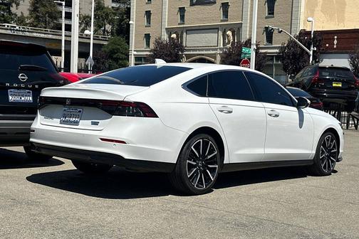Platinum White Pearl 2025 Honda Accord Hybrid Touring