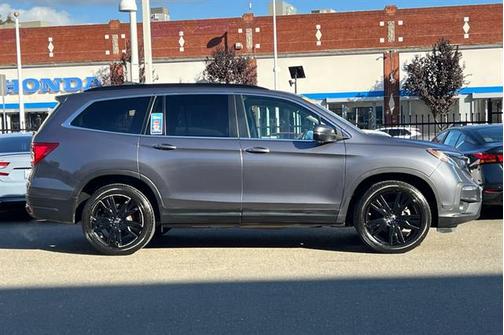 2022 Honda Pilot AWD Special Edition