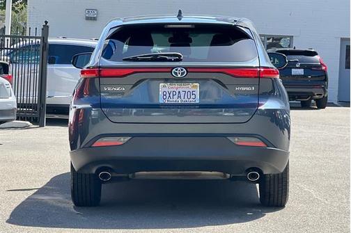 2021 Toyota Venza LE