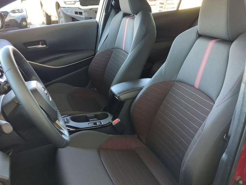 2025 Toyota Corolla Hybrid SE