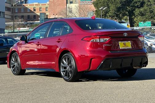 2025 Toyota Corolla Hybrid SE