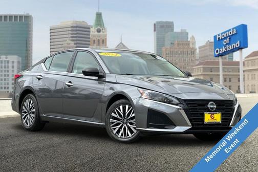 Gun Metallic 2024 Nissan Altima 2.5 SV