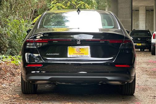 2025 Honda Accord LX 1.5T