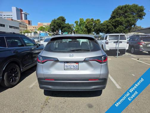 Lunar Silver Metallic 2024 Honda HR-V LX