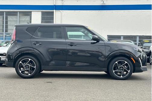 2023 Kia Soul EX