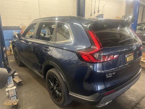 2023 Honda CR-V Hybrid Sport Touring AWD